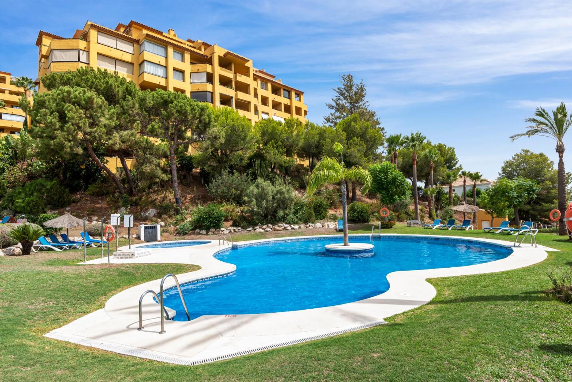 Sky And Sea Estepona Penthouse Экстерьер фото
