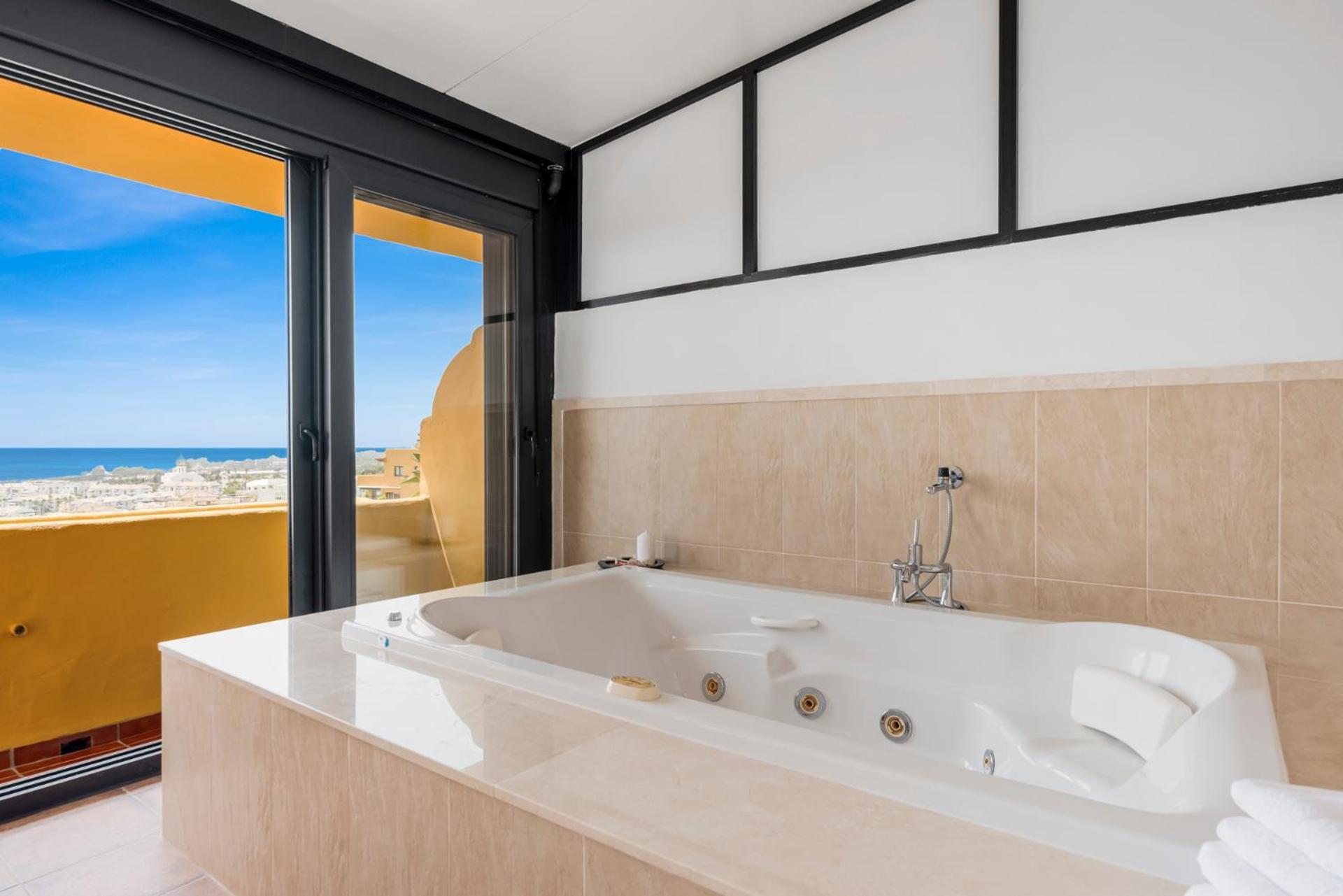 Sky And Sea Estepona Penthouse Экстерьер фото