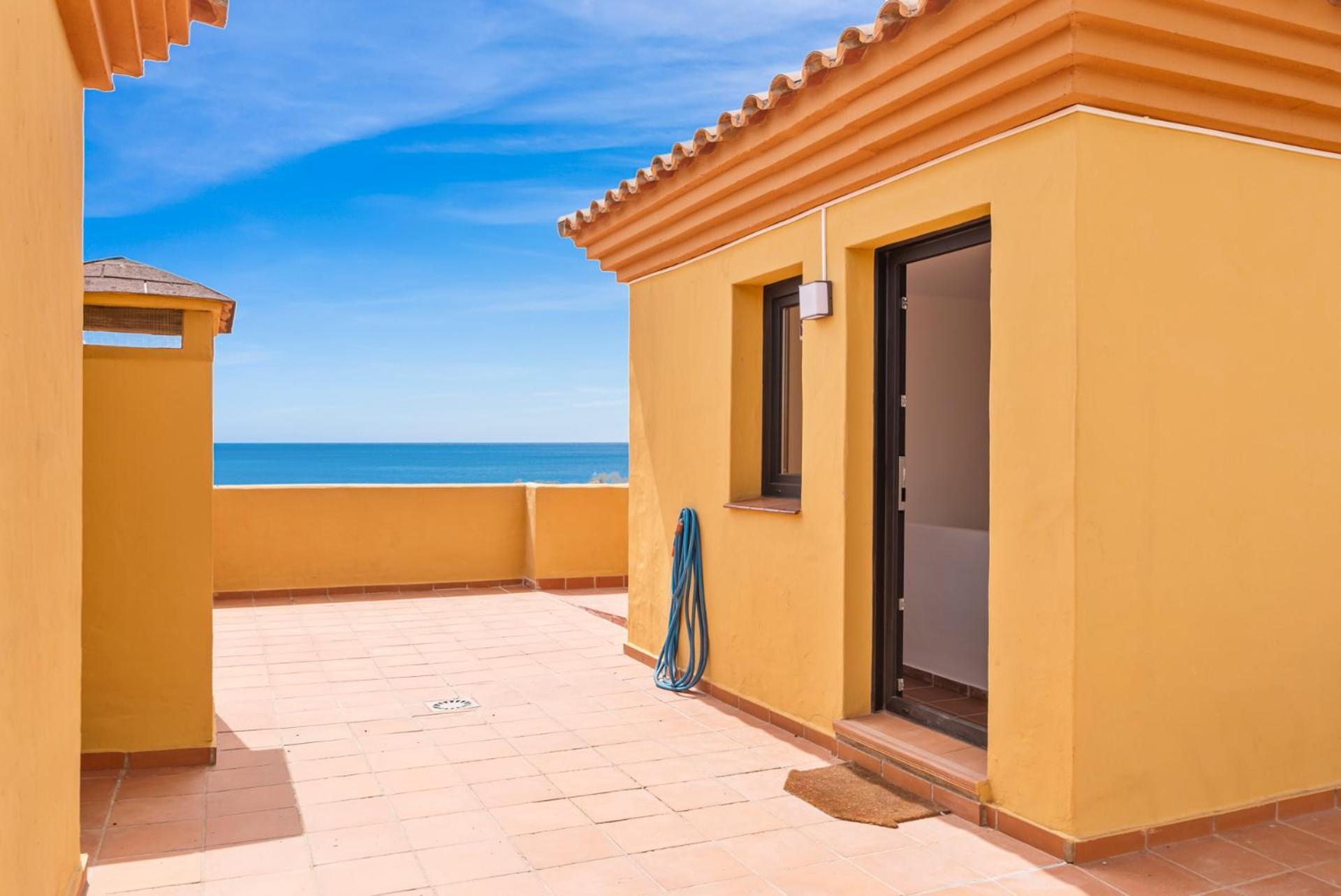 Sky And Sea Estepona Penthouse Экстерьер фото